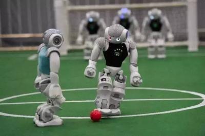 廣州，機器人，智慧主持機器人，卡通送餐機器人，刺氣球機器人，拳王對決機器人